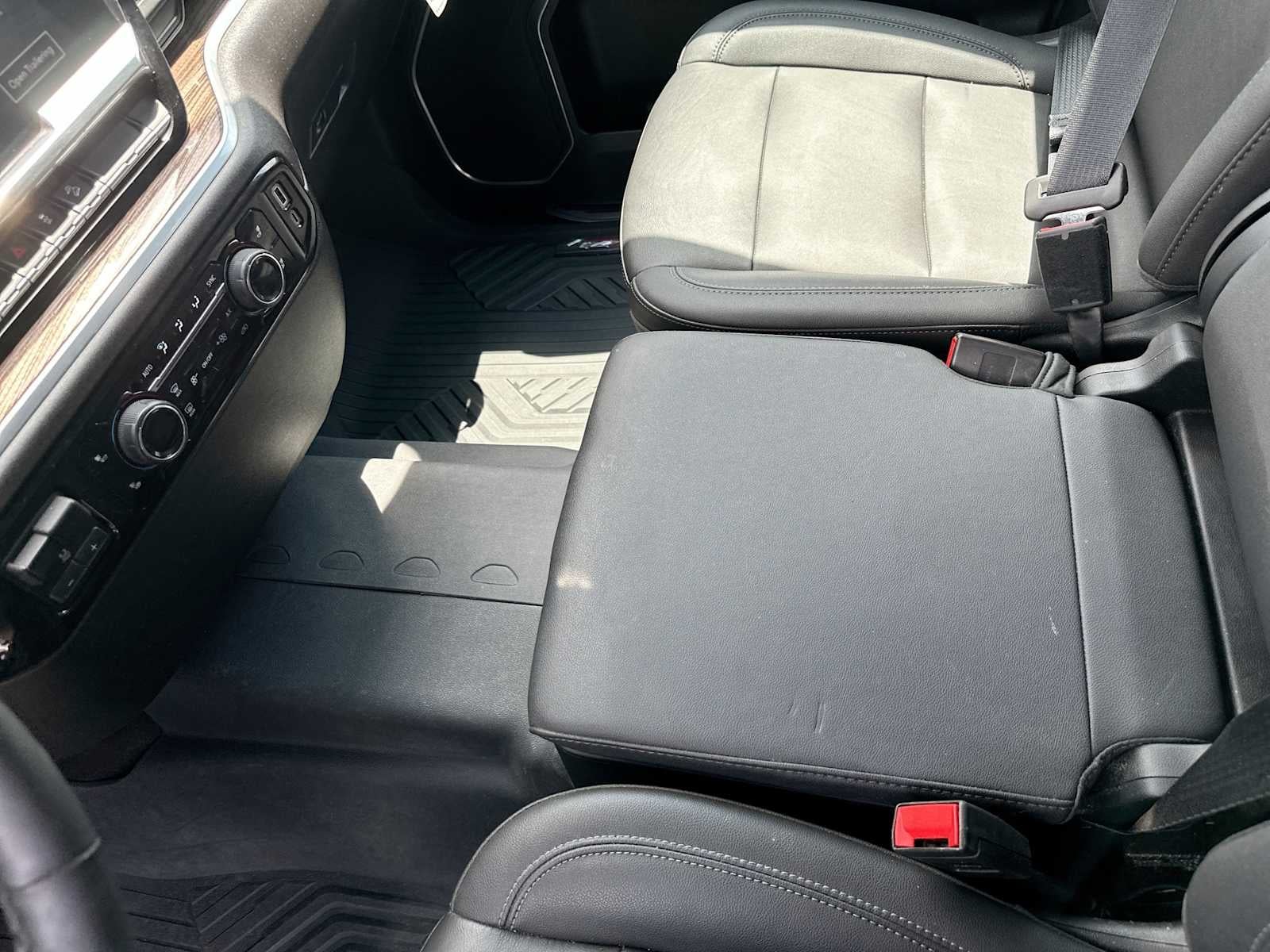 2025 Chevrolet Silverado 2500HD 4WD Crew Cab Standard Bed LT