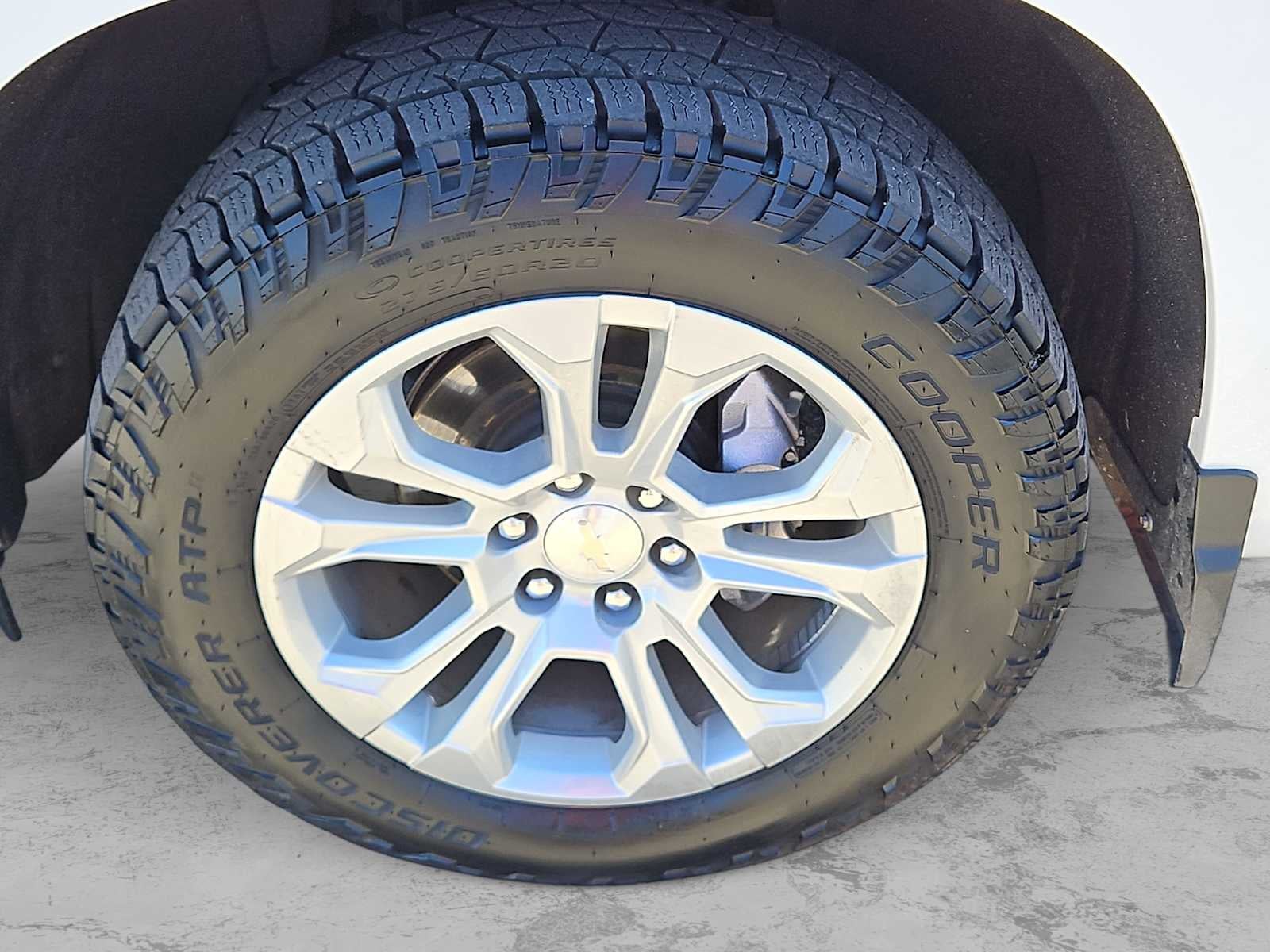 2022 Chevrolet Silverado 1500 4WD Crew Cab Short Bed LTZ