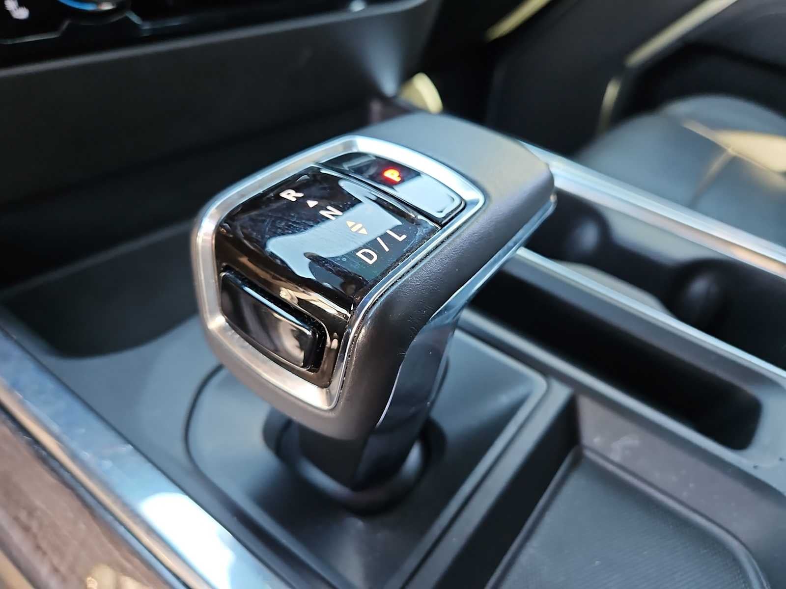 2022 Chevrolet Silverado 1500 4WD Crew Cab Short Bed LTZ