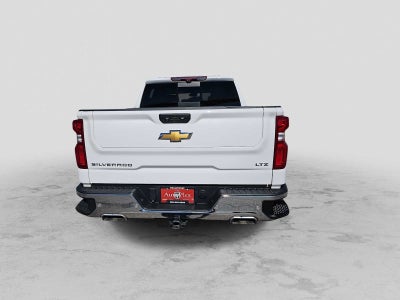 2022 Chevrolet Silverado 1500 4WD Crew Cab Short Bed LTZ
