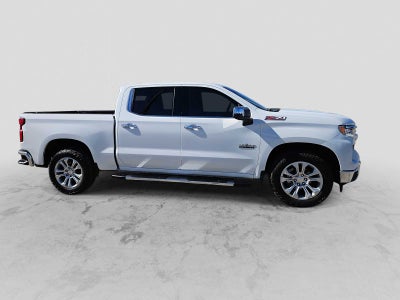 2022 Chevrolet Silverado 1500 4WD Crew Cab Short Bed LTZ