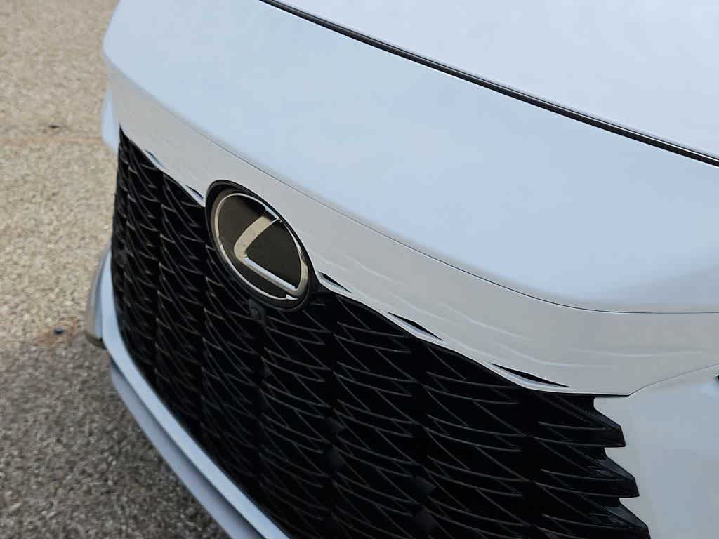 2025 Lexus RX F SPORT Design