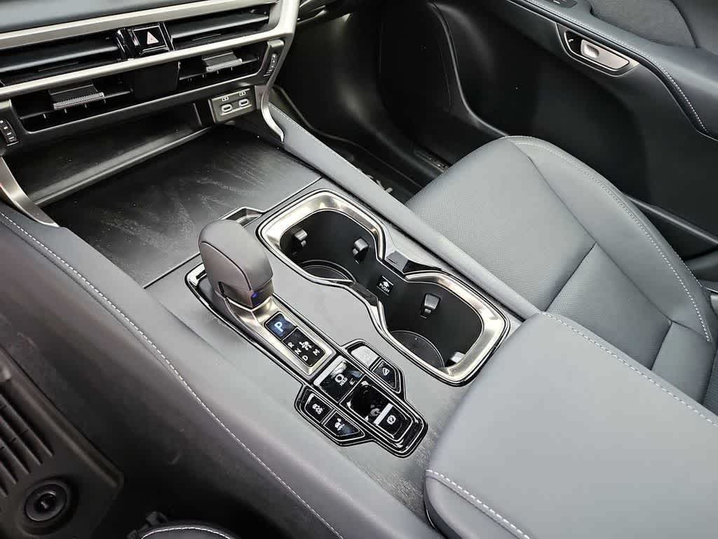 2025 Lexus RX F SPORT Design