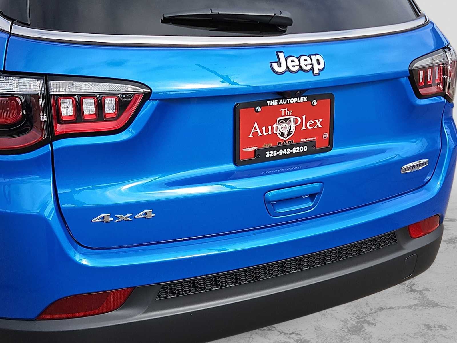 2026 Jeep Compass COMPASS LATITUDE 4X4