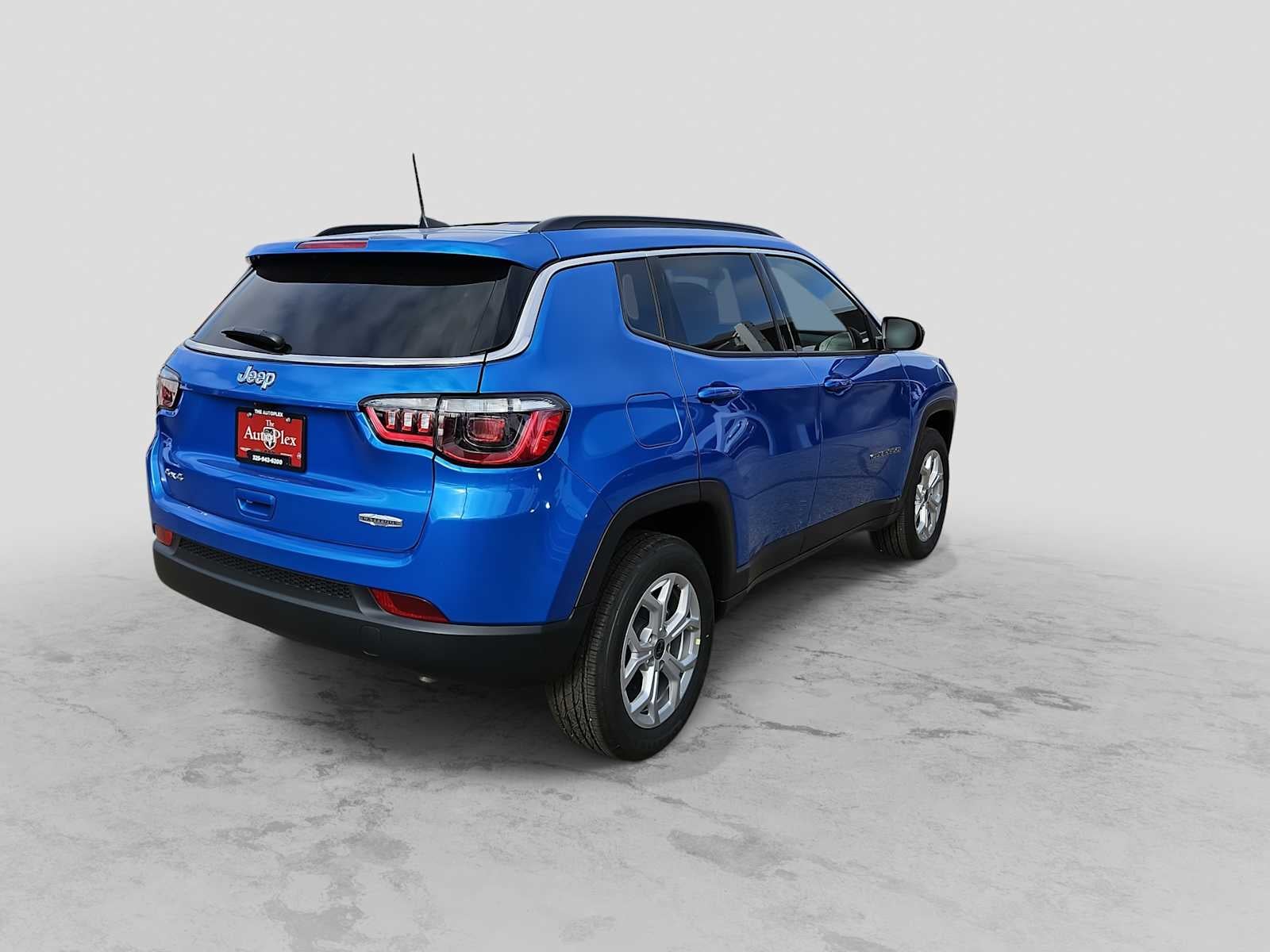 2026 Jeep Compass COMPASS LATITUDE 4X4