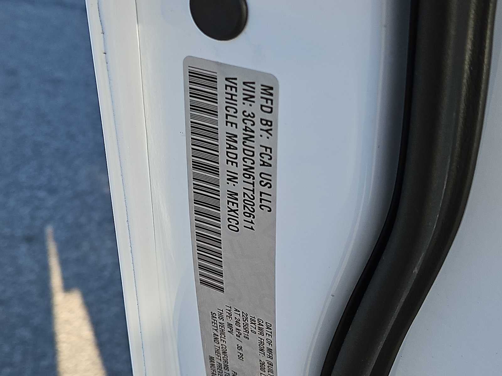 2026 Jeep Compass COMPASS LIMITED 4X4