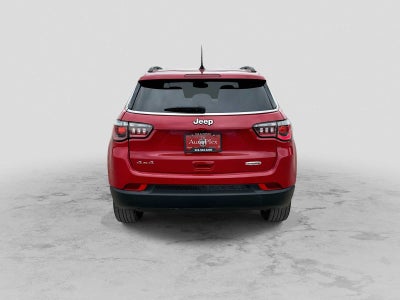 2023 Jeep Compass Latitude Lux FWD