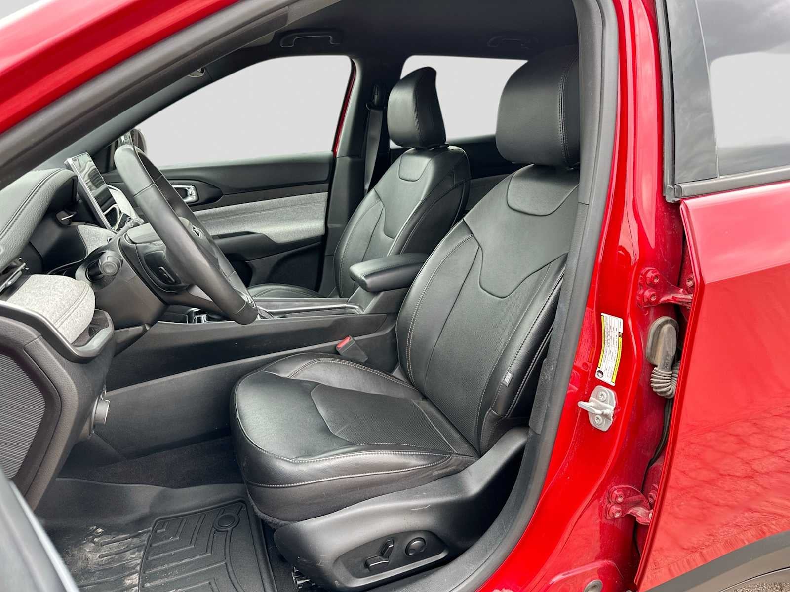 2023 Jeep Compass Latitude Lux FWD