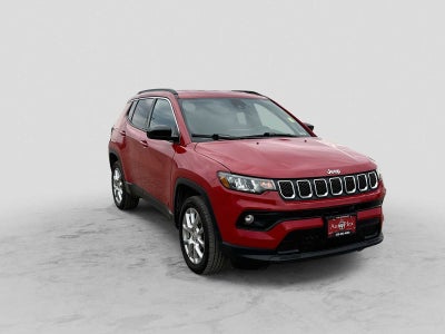 2023 Jeep Compass Latitude Lux FWD