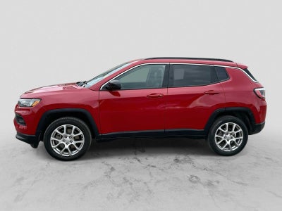 2023 Jeep Compass Latitude Lux FWD