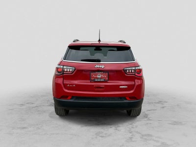 2023 Jeep Compass Latitude Lux FWD