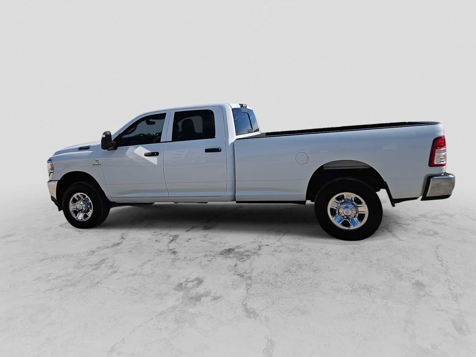 2024 RAM 3500 Tradesman Crew Cab 4x4 8' Box