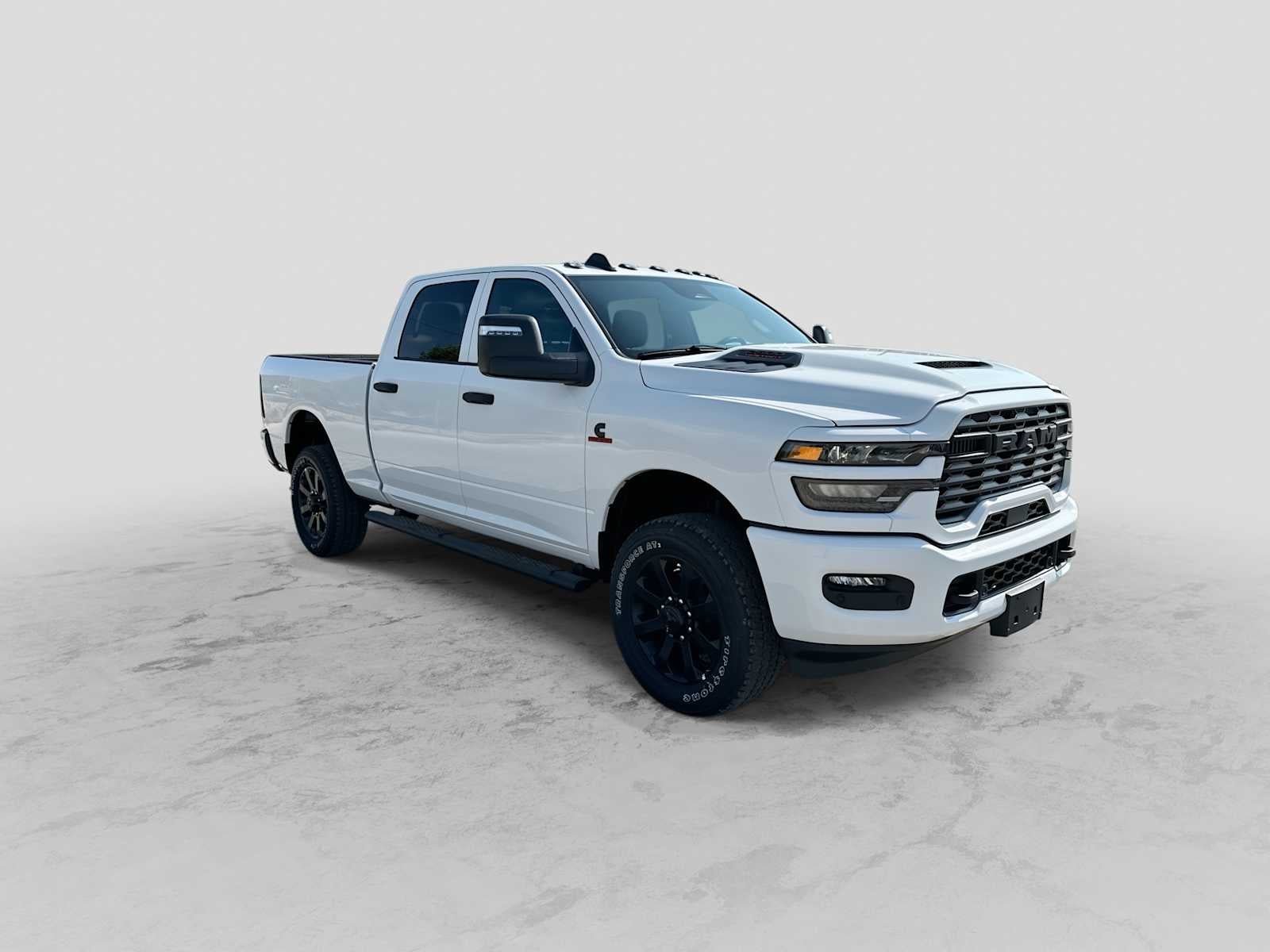 2026 RAM 2500 RAM 2500 BLACK EXPRESS CREW CAB 4X4 6'4' BOX