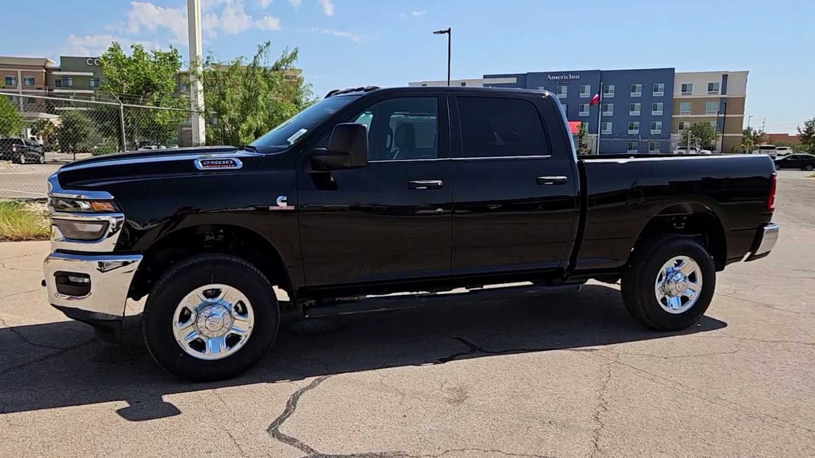 2026 RAM Ram 2500 RAM 2500 TRADESMAN CREW CAB 4X4 6'4' BOX