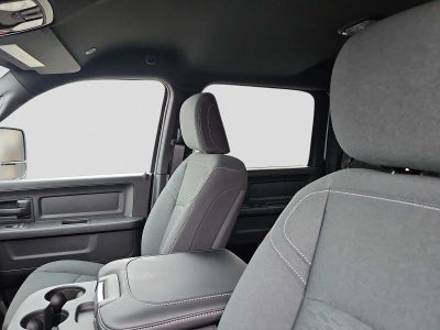 2026 RAM Ram 2500 RAM 2500 BLACK EXPRESS CREW CAB 4X4 6'4' BOX