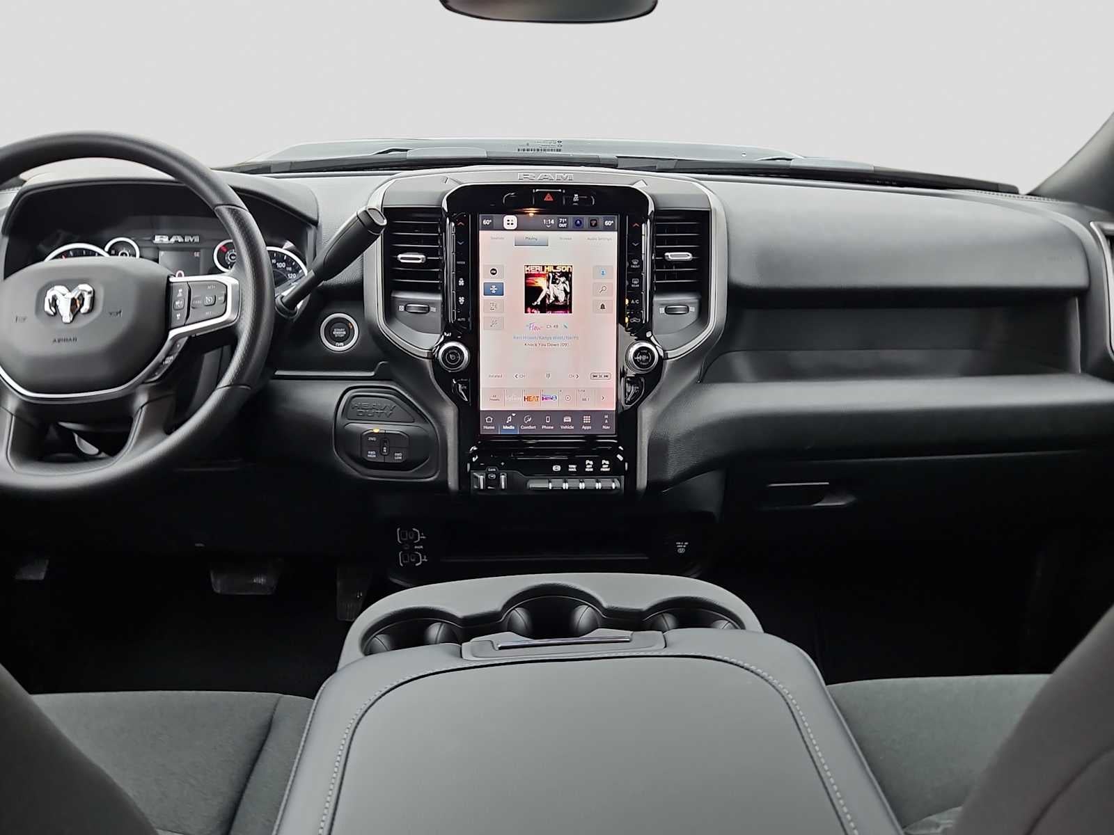 2026 RAM Ram 2500 RAM 2500 BLACK EXPRESS CREW CAB 4X4 6'4' BOX