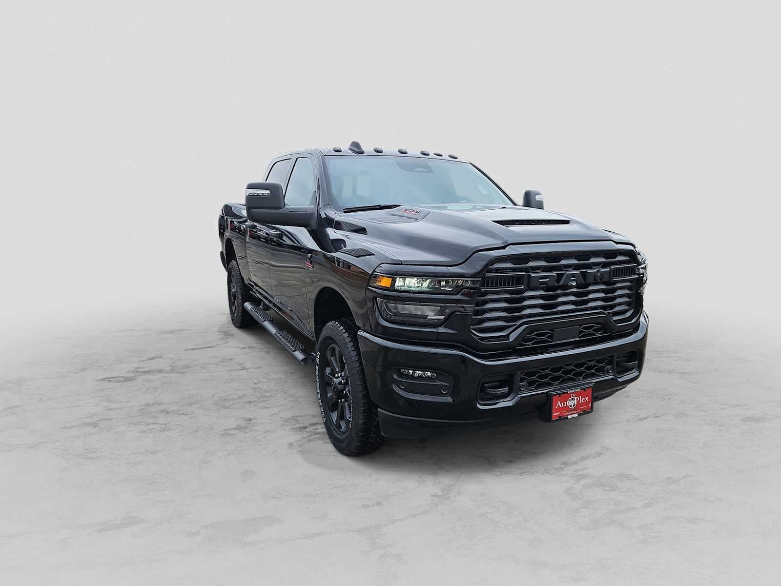 2026 RAM Ram 2500 RAM 2500 BLACK EXPRESS CREW CAB 4X4 6'4' BOX