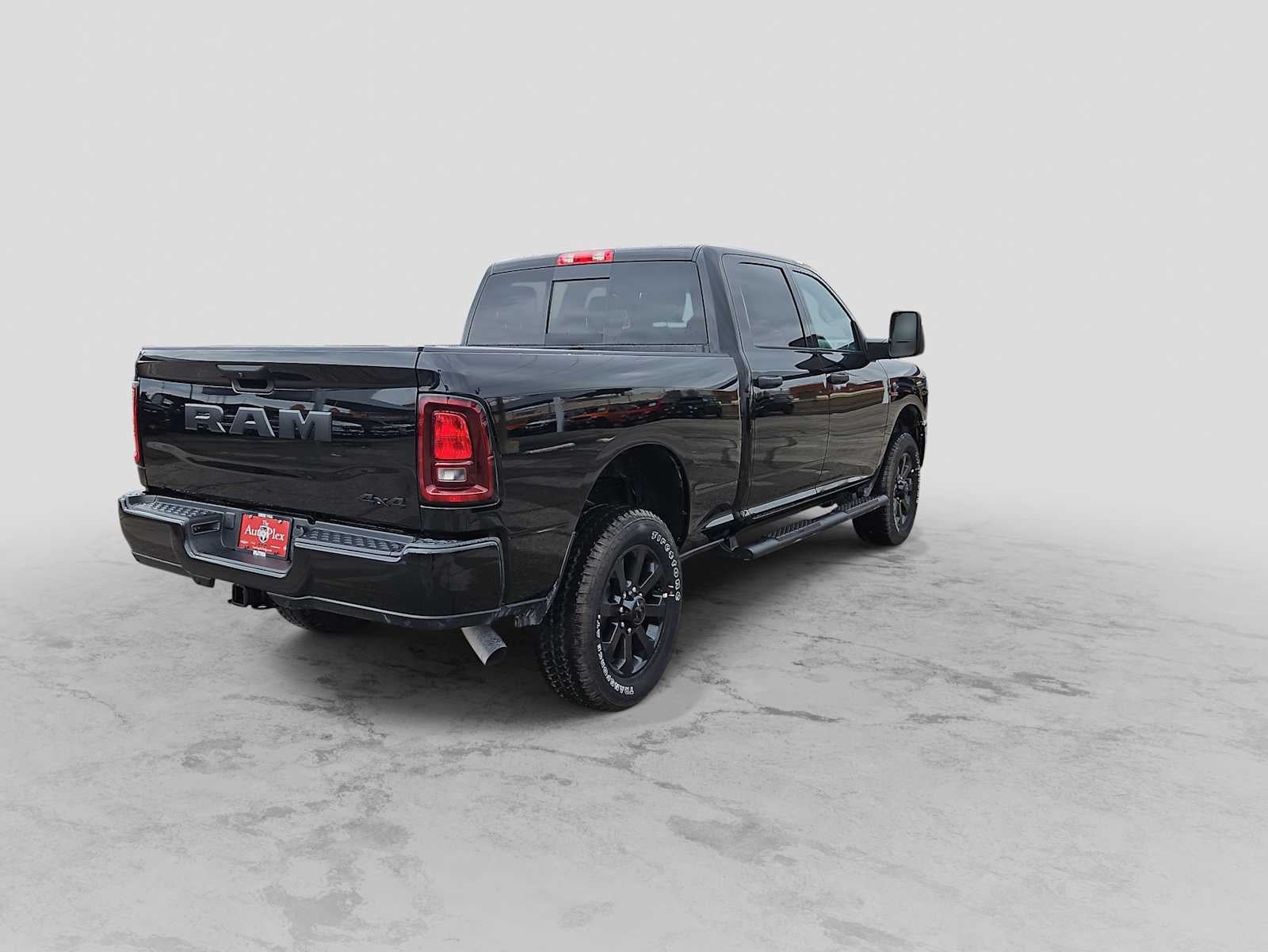 2026 RAM Ram 2500 RAM 2500 BLACK EXPRESS CREW CAB 4X4 6'4' BOX