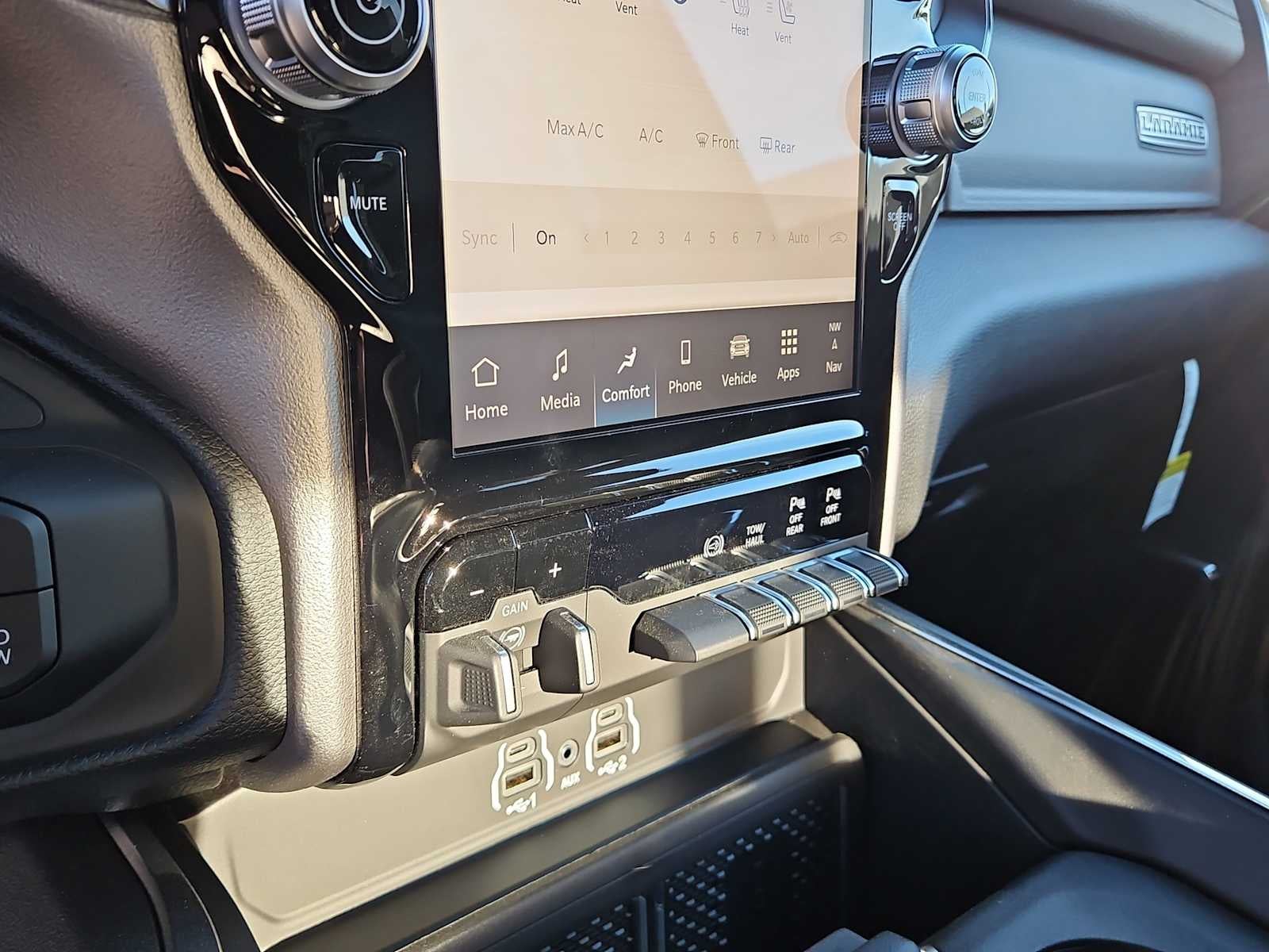 2026 RAM Ram 2500 RAM 2500 LARAMIE CREW CAB 4X4 6'4' BOX