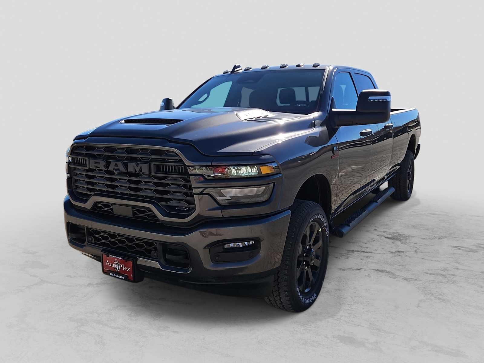 2026 RAM Ram 2500 RAM 2500 BLACK EXPRESS CREW CAB 4X4 8' BOX