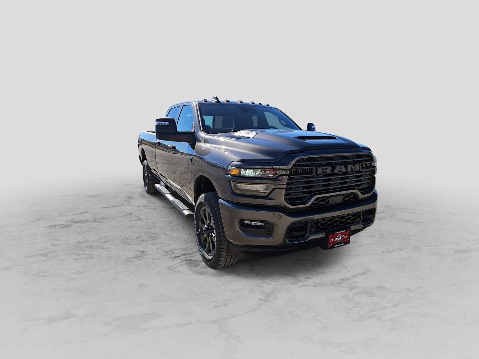 2026 RAM Ram 2500 RAM 2500 BLACK EXPRESS CREW CAB 4X4 8' BOX