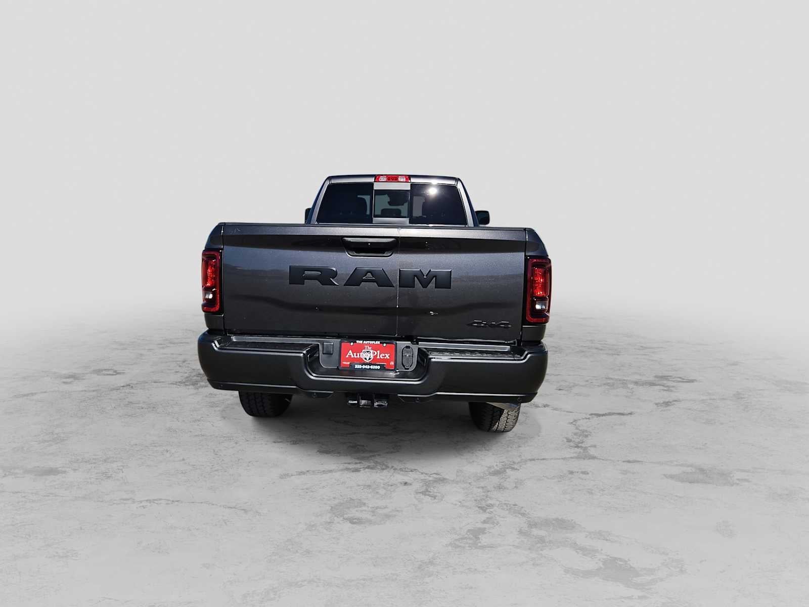 2026 RAM Ram 2500 RAM 2500 BLACK EXPRESS CREW CAB 4X4 8' BOX