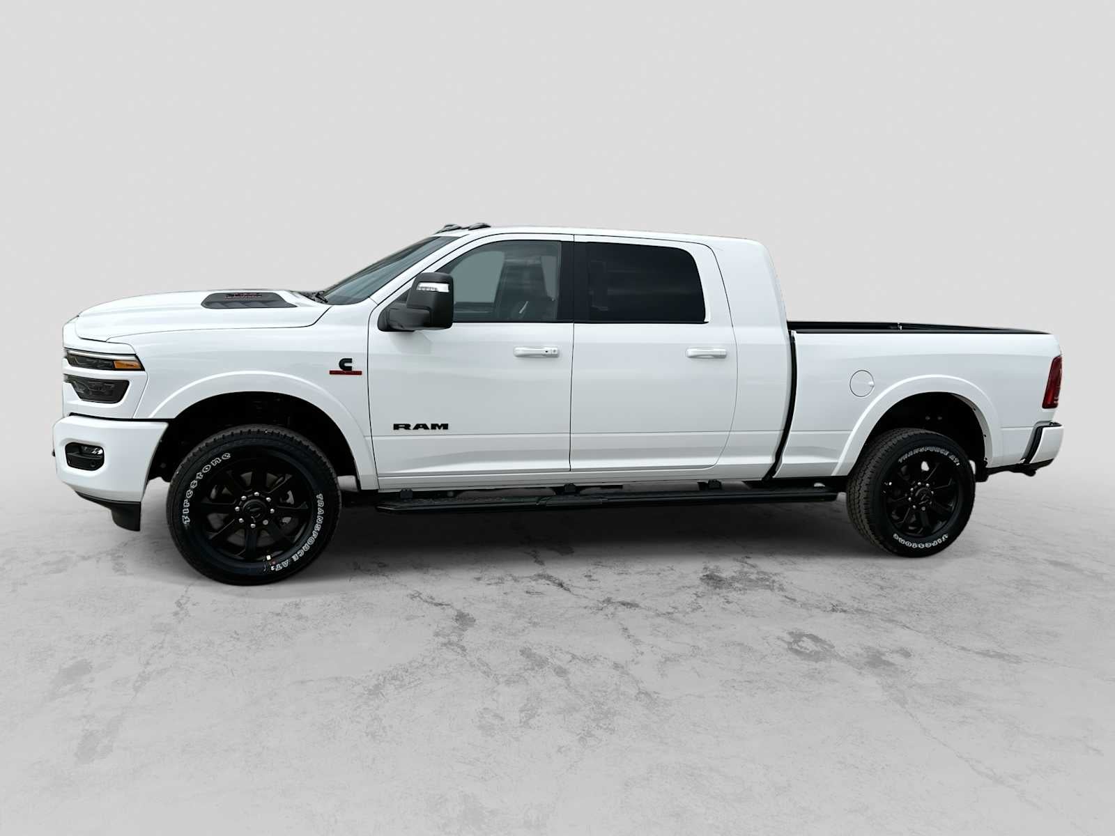 2027 RAM 2500 RAM 2500 LARAMIE MEGA CAB 4X4 6'4' BOX