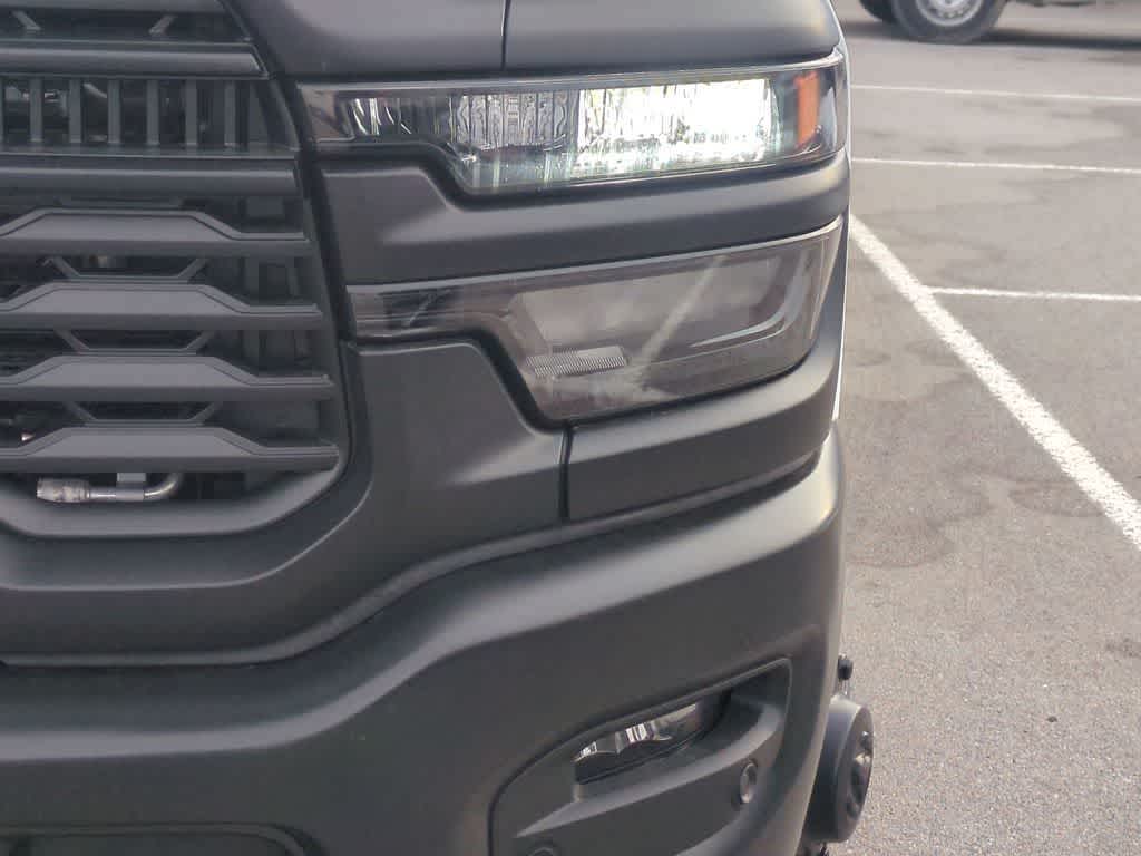 2026 RAM 3500 RAM 3500 TRADESMAN CREW CAB 4X4 8' BOX