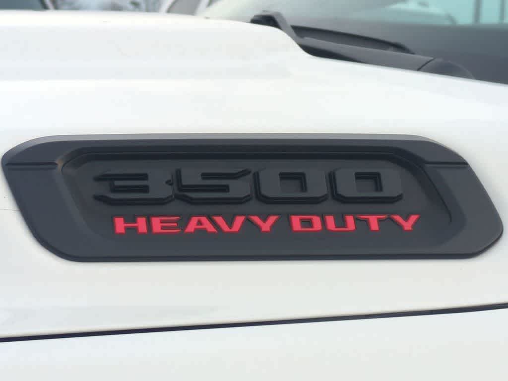 2026 RAM 3500 RAM 3500 TRADESMAN CREW CAB 4X4 8' BOX