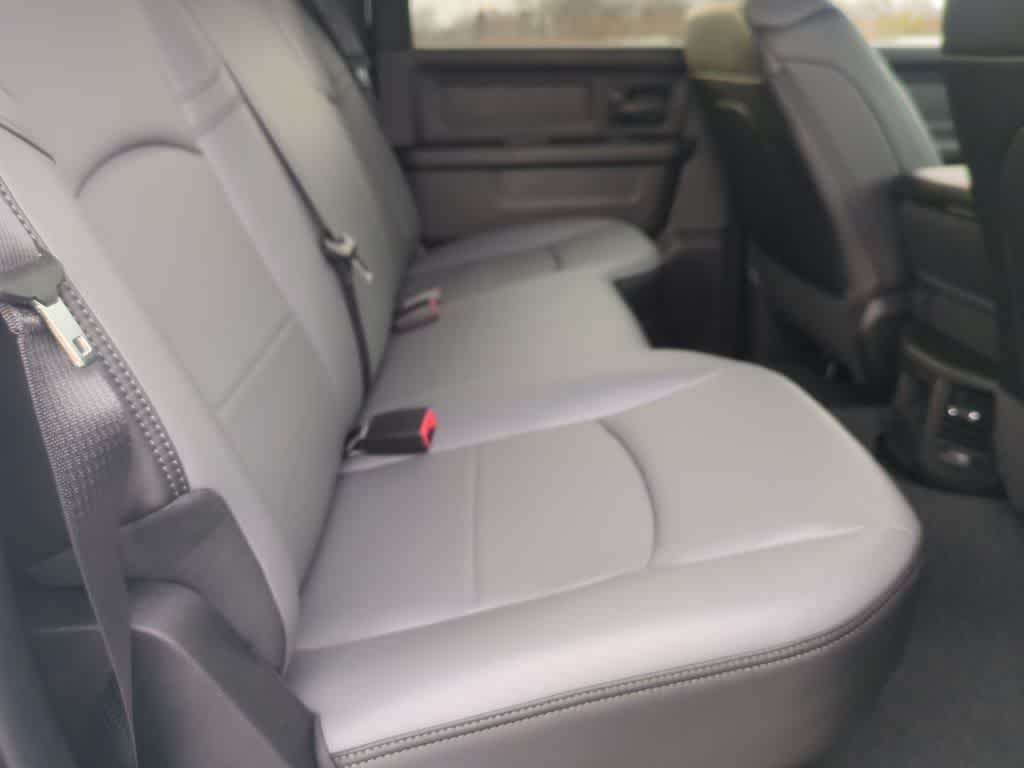 2026 RAM 3500 RAM 3500 TRADESMAN CREW CAB 4X4 8' BOX
