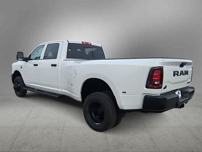 2026 RAM 3500 RAM 3500 TRADESMAN CREW CAB 4X4 8' BOX