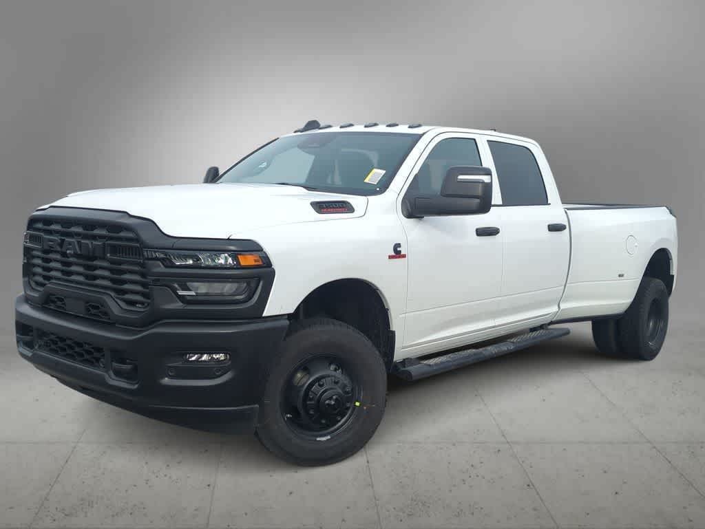 2026 RAM 3500 RAM 3500 TRADESMAN CREW CAB 4X4 8' BOX
