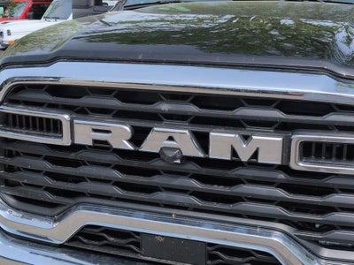 2026 RAM 3500 RAM 3500 TRADESMAN CREW CAB 4X4 8' BOX