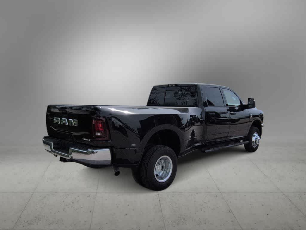 2026 RAM 3500 RAM 3500 TRADESMAN CREW CAB 4X4 8' BOX