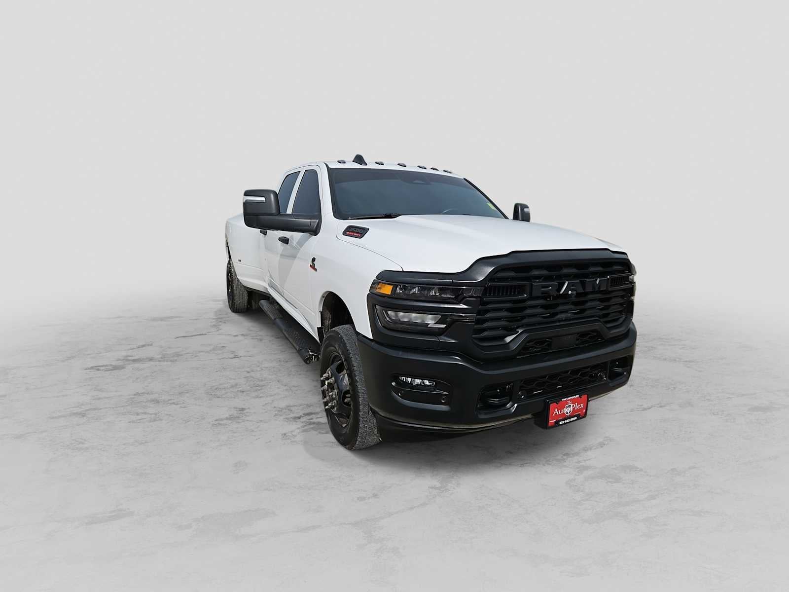2026 RAM 3500 Tradesman Crew Cab 4x4 8' Box
