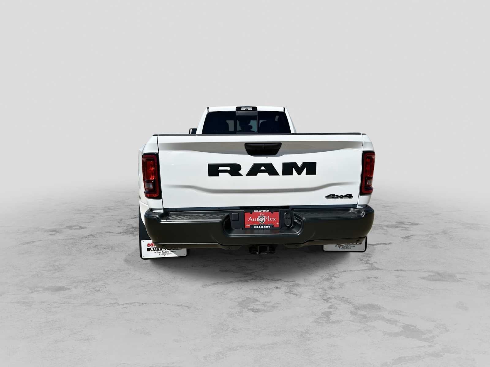 2026 RAM 3500 RAM 3500 TRADESMAN CREW CAB 4X4 8' BOX
