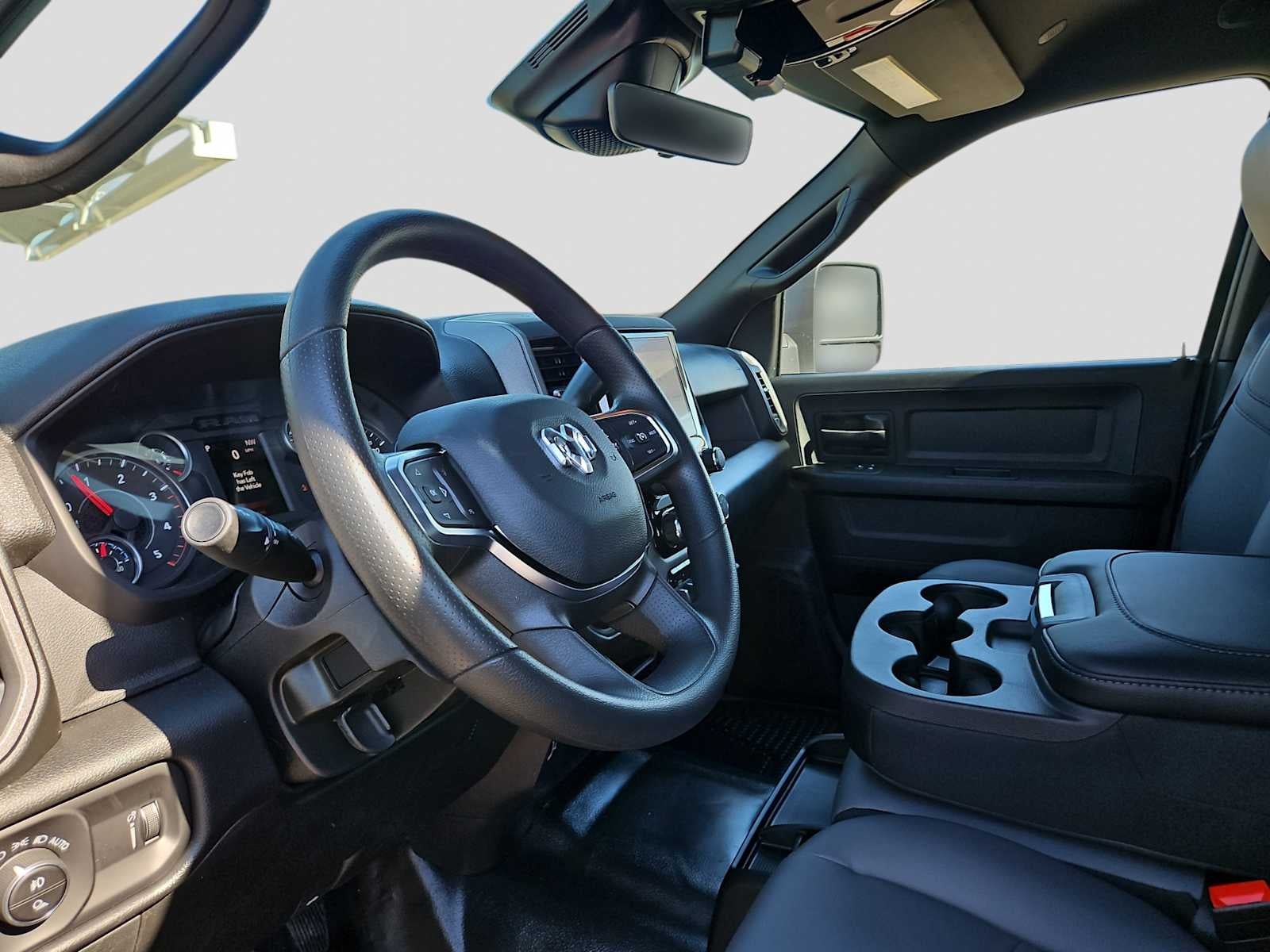 2026 RAM Ram 3500 RAM 3500 TRADESMAN CREW CAB 4X4 8' BOX