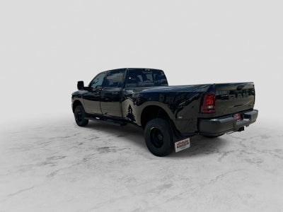 2026 RAM 3500 RAM 3500 TRADESMAN CREW CAB 4X4 8' BOX