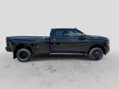 2026 RAM 3500 RAM 3500 TRADESMAN CREW CAB 4X4 8' BOX