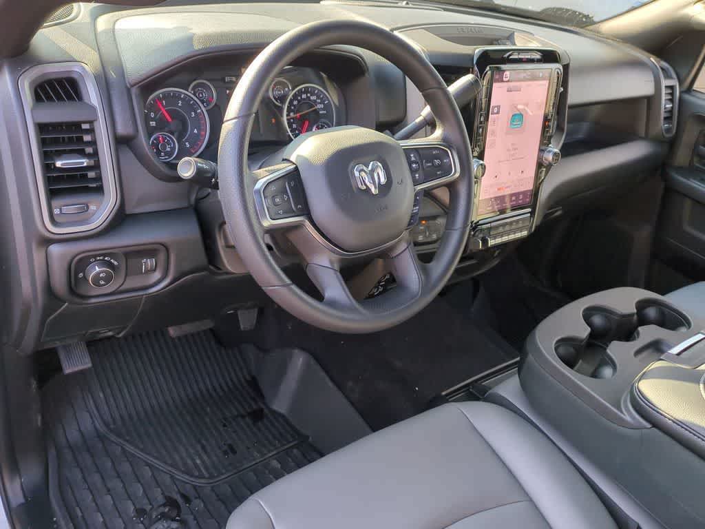 2026 RAM 3500 RAM 3500 TRADESMAN CREW CAB 4X4 8' BOX