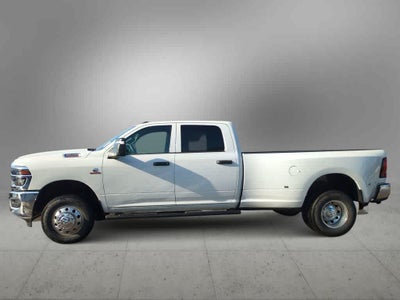 2026 RAM 3500 RAM 3500 TRADESMAN CREW CAB 4X4 8' BOX