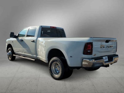 2026 RAM 3500 RAM 3500 TRADESMAN CREW CAB 4X4 8' BOX