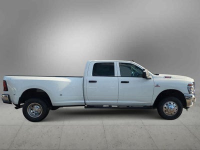 2026 RAM 3500 RAM 3500 TRADESMAN CREW CAB 4X4 8' BOX