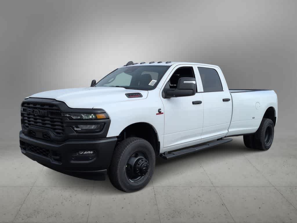 2026 RAM 3500 RAM 3500 TRADESMAN CREW CAB 4X4 8' BOX
