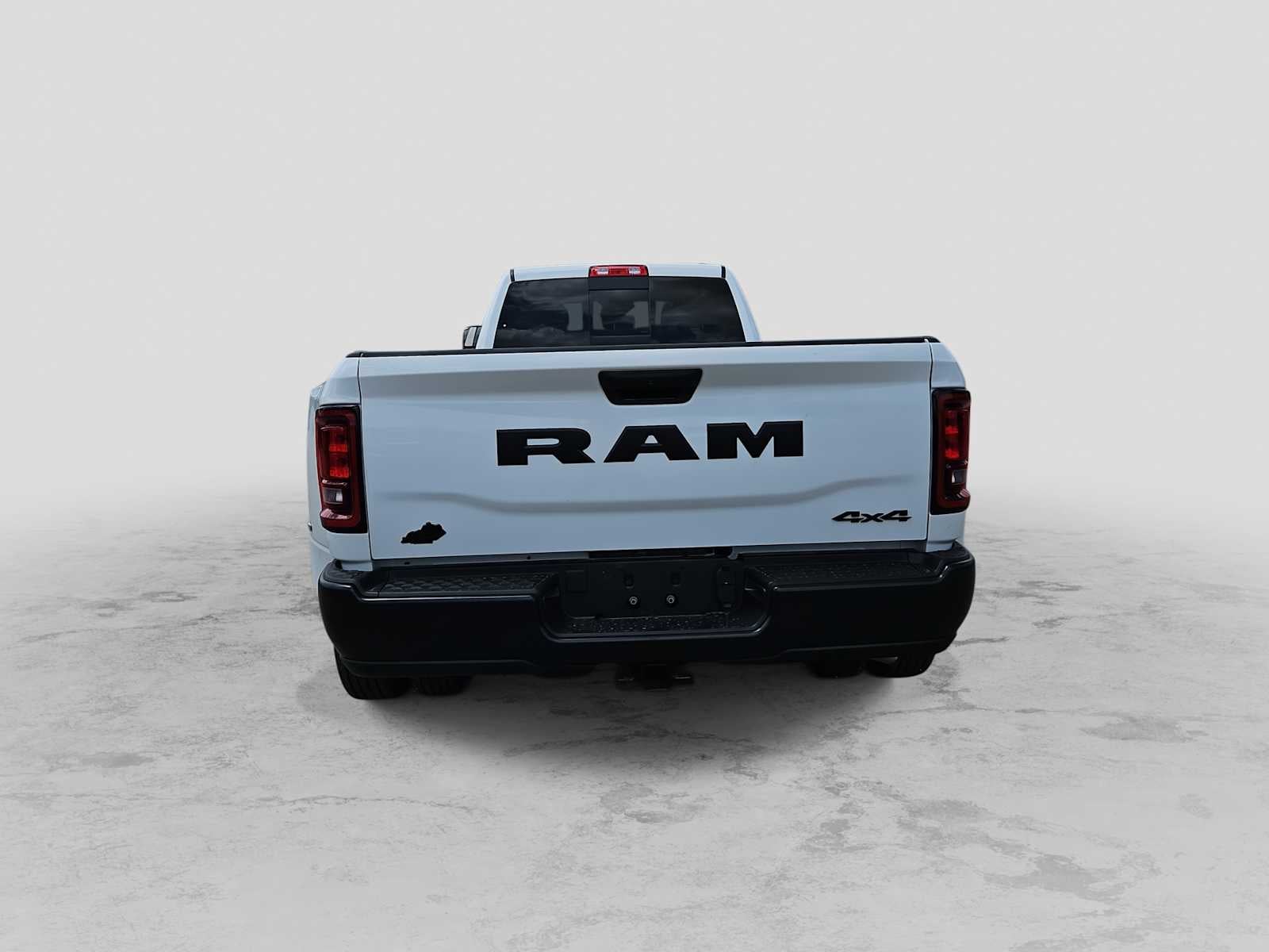 2026 RAM 3500 RAM 3500 TRADESMAN CREW CAB 4X4 8' BOX