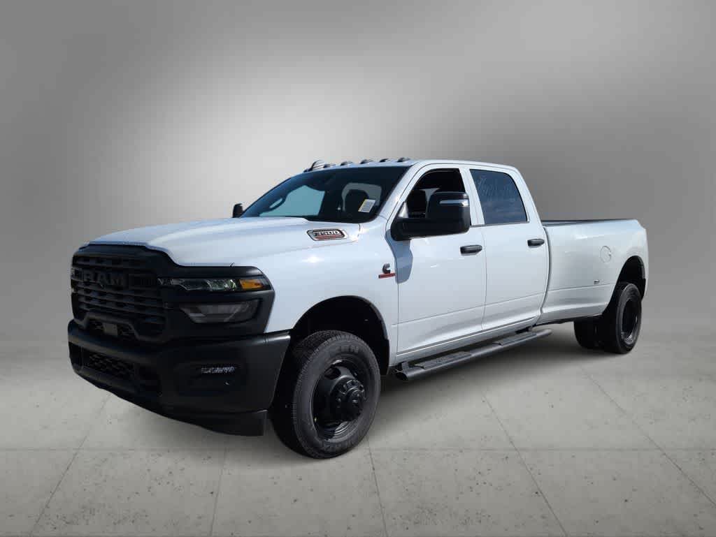 2026 RAM 3500 RAM 3500 TRADESMAN CREW CAB 4X4 8' BOX