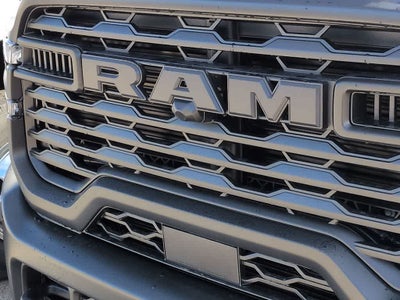 2026 RAM 3500 RAM 3500 TRADESMAN CREW CAB 4X4 8' BOX