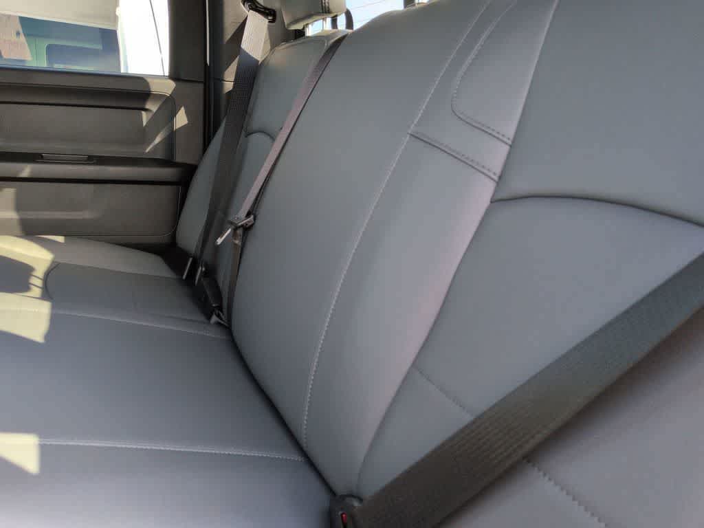 2026 RAM 3500 RAM 3500 TRADESMAN CREW CAB 4X4 8' BOX