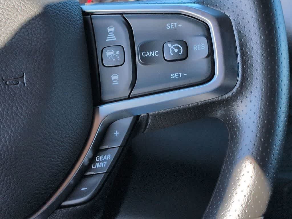 2026 RAM 3500 RAM 3500 TRADESMAN CREW CAB 4X4 8' BOX