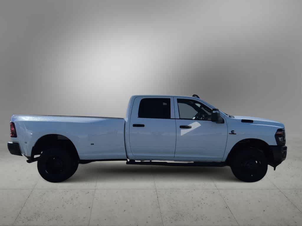 2026 RAM 3500 RAM 3500 TRADESMAN CREW CAB 4X4 8' BOX